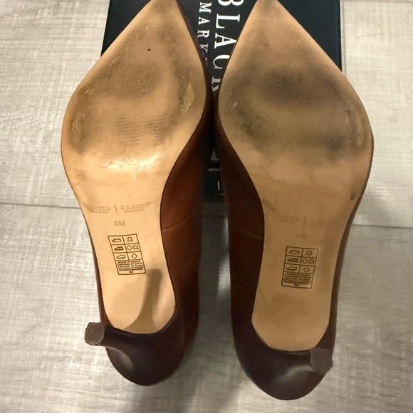White House Black Market Olivia Rich Mahogany Heels, Size 8 - Picture 6 of 7